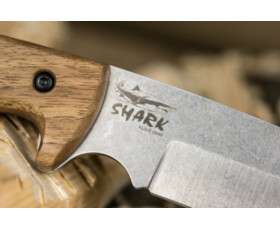 Pevný nůž KIZLYAR SUPREME® Shark AUS-8 SW Walnut