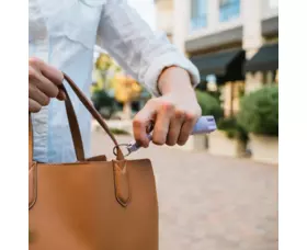 Obranný sprej SABRE RED s klíčenkou fialový 16ml